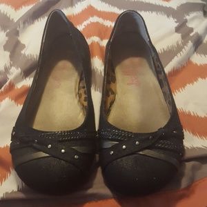 Womens flats